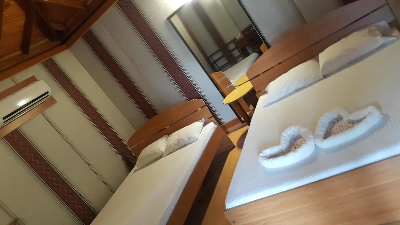 Chilaw Far Inn Village 니곰보 0*,  스리랑카