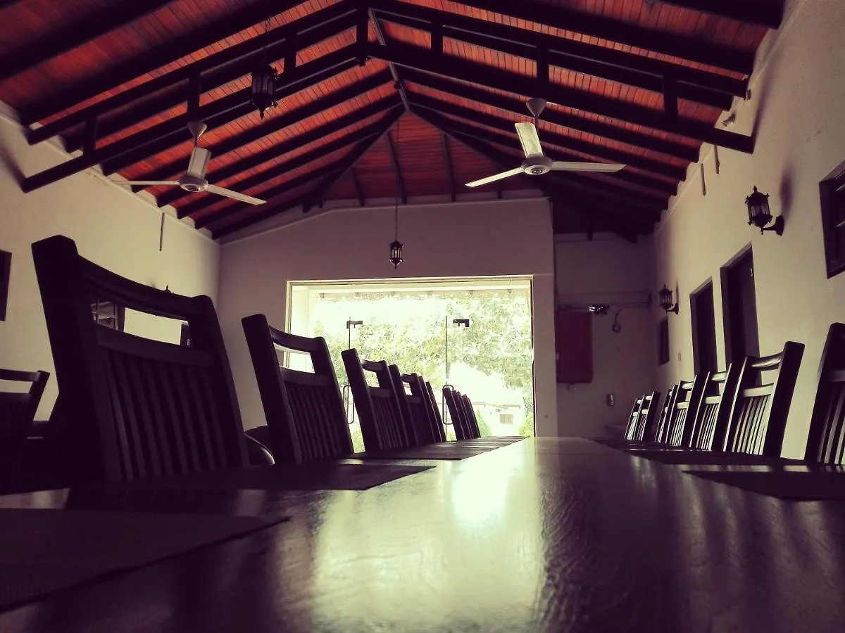 Economy hotel Chilaw Far Inn Village Negombo Sri Lanka